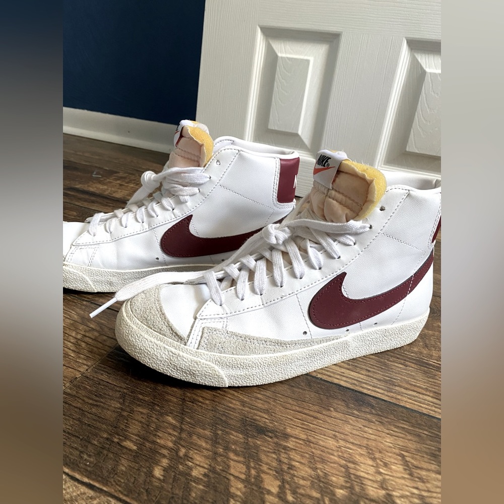 NIKE BLAZER MID ‘77